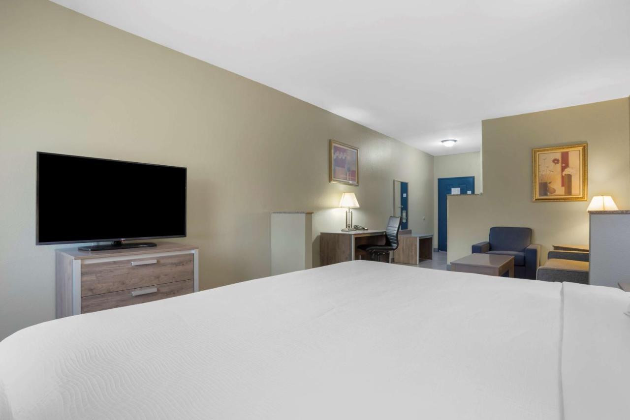 Best Western Wakulla Inn & Suites Crawfordville Exterior photo